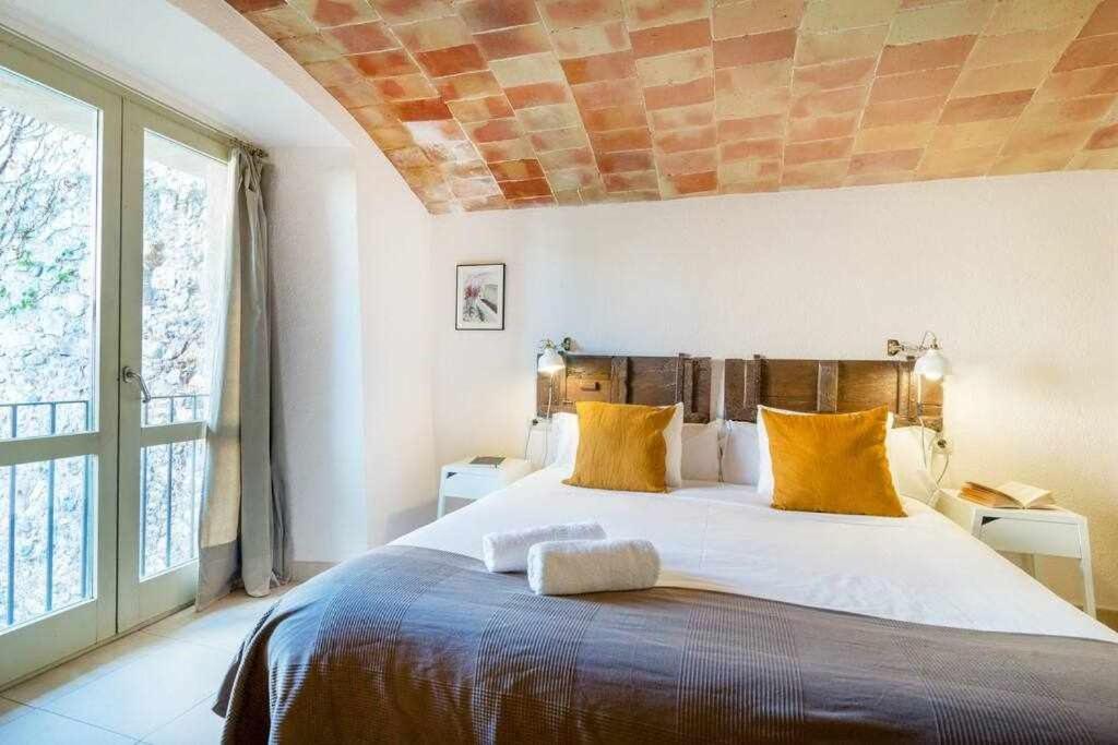 Apartamento Banos Arabes Con Jardin Girona Bagian luar foto